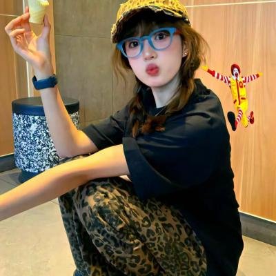 他们先杀了我父亲：柬埔寨女孩的回忆